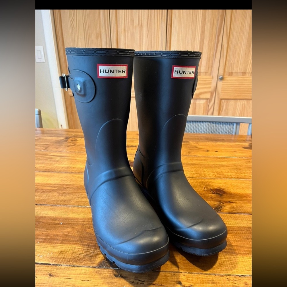 Hunter boots mid calf length size 9